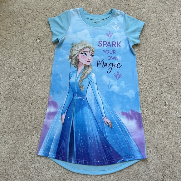 Disney Frozen 2 girl night gowns, dress and top bundle - Picture 7 of 11